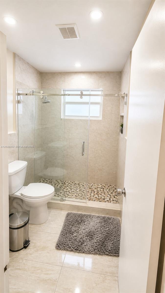 EL POLO CONDO - Residential