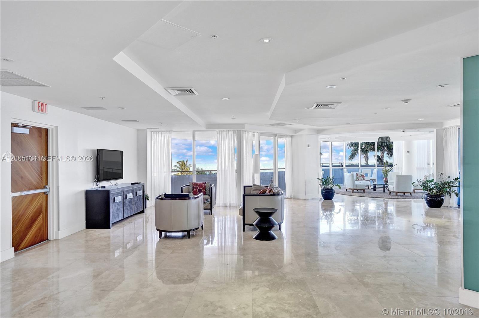 LA GORCE PALACE CONDO - Residential