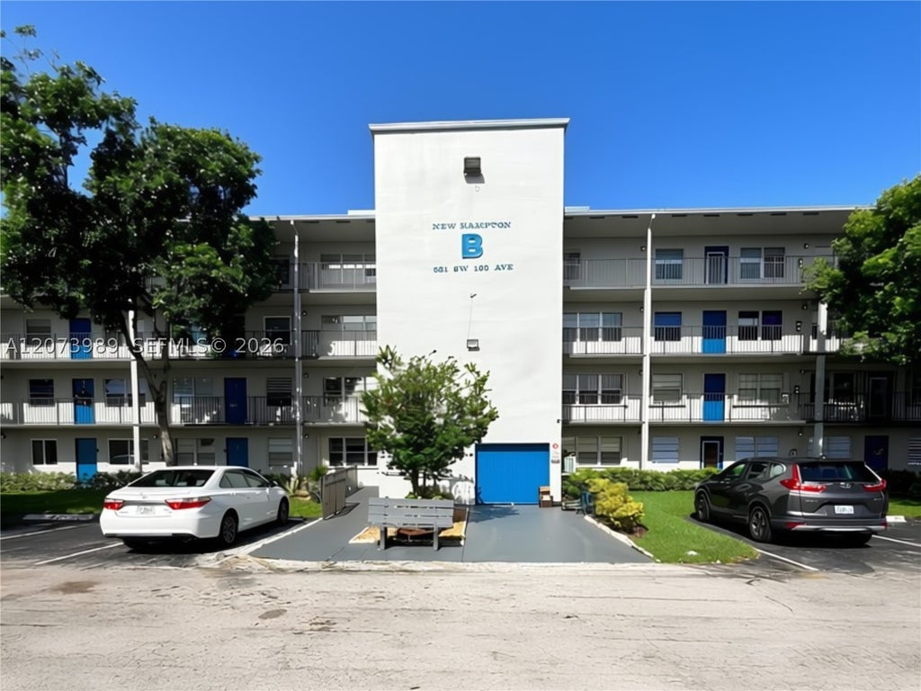 Photo of 551 SW 135th Ave #413B, Pembroke Pines, FL 33027 (MLS # A12073989)