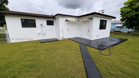 Tiny photo for 19721 SW 114th Pl, Miami, FL 33157 (MLS # A12042130)
