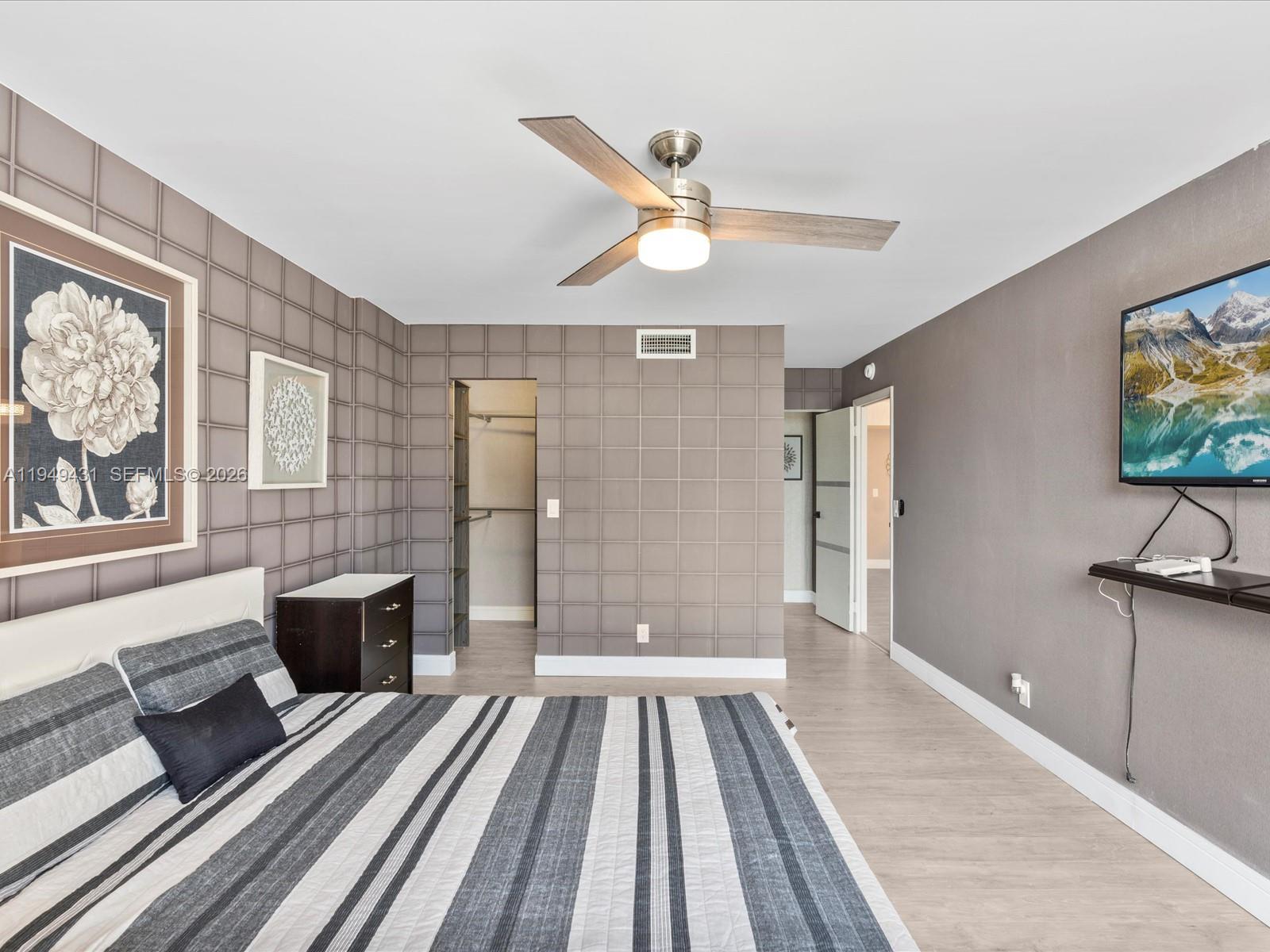 ALLINGTON TOWERS NORTH CO - Residential