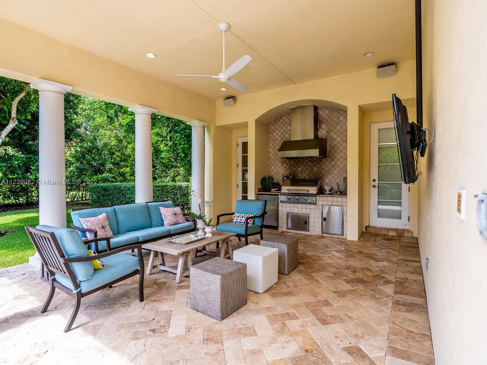 HELMS COUNTRY ESTATES ADD - Residential