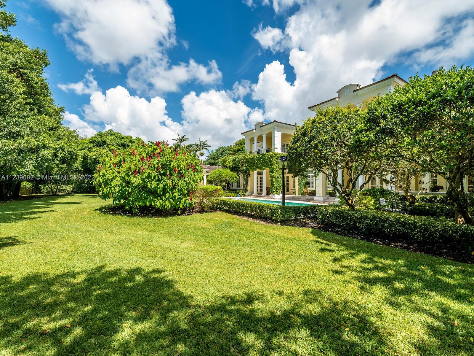 HELMS COUNTRY ESTATES ADD - Residential