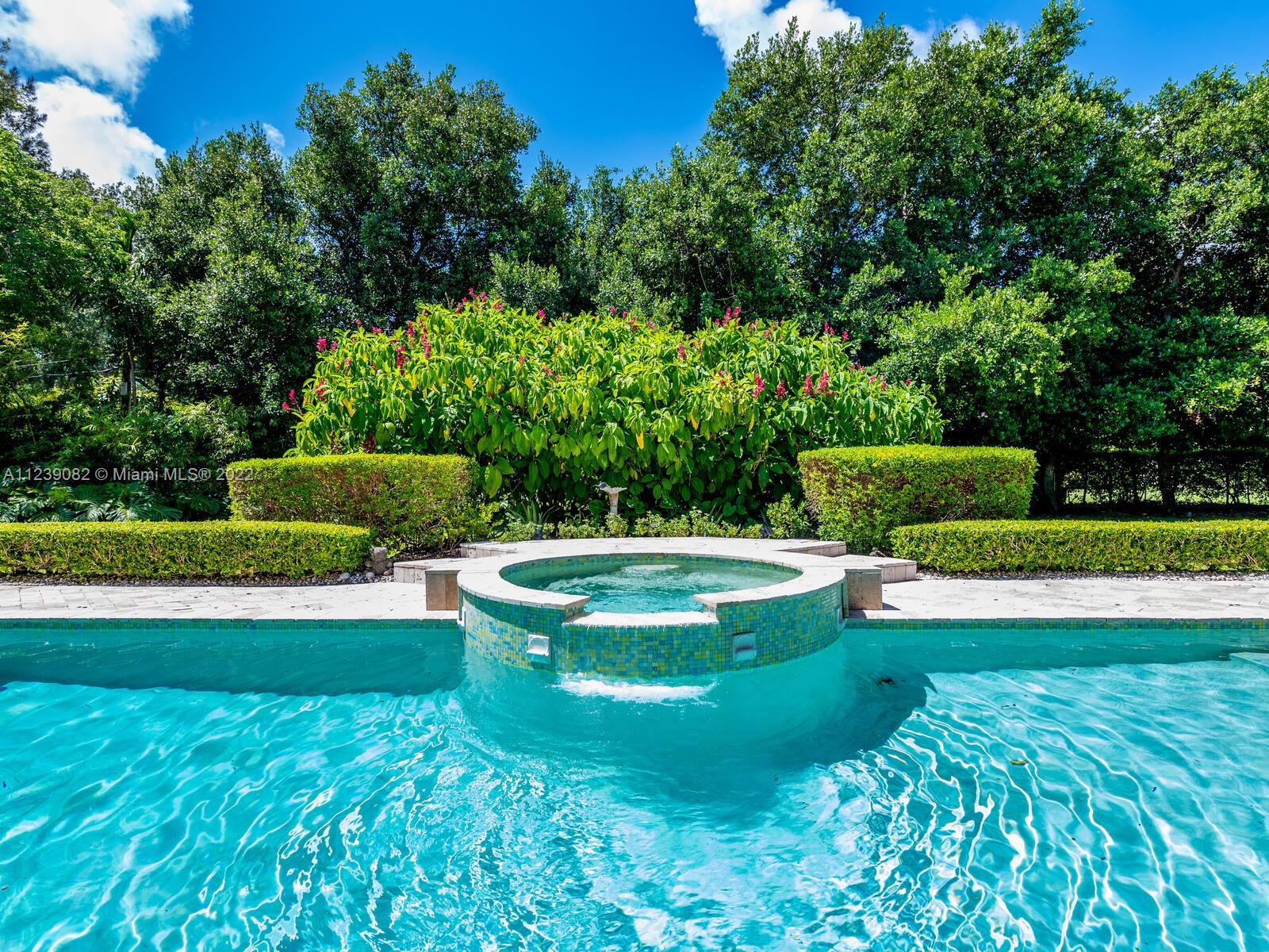 HELMS COUNTRY ESTATES ADD - Residential