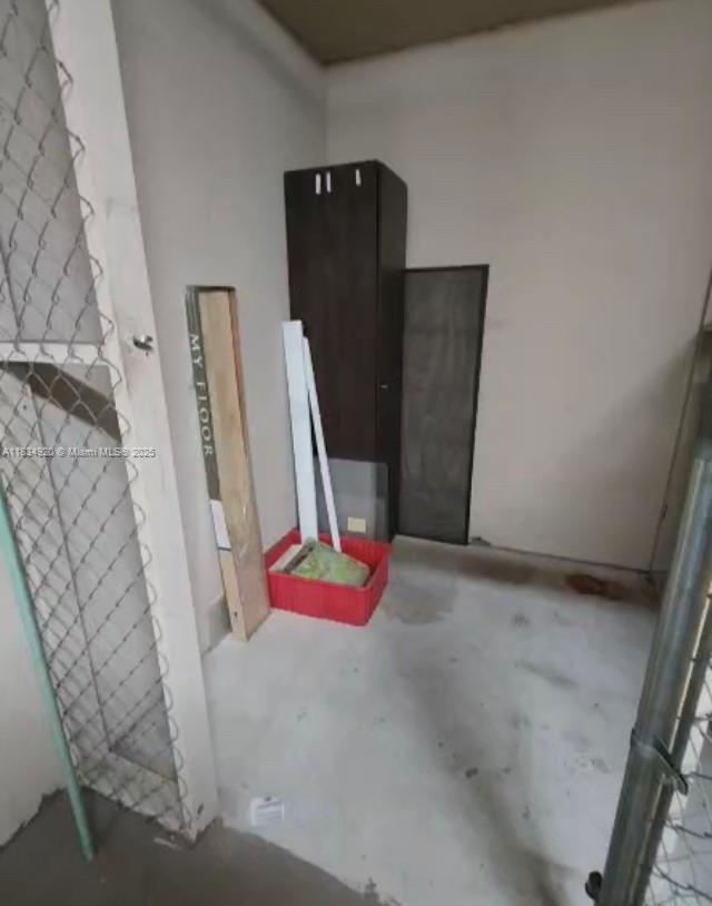 COLONY POINT 4 CONDO - Residential