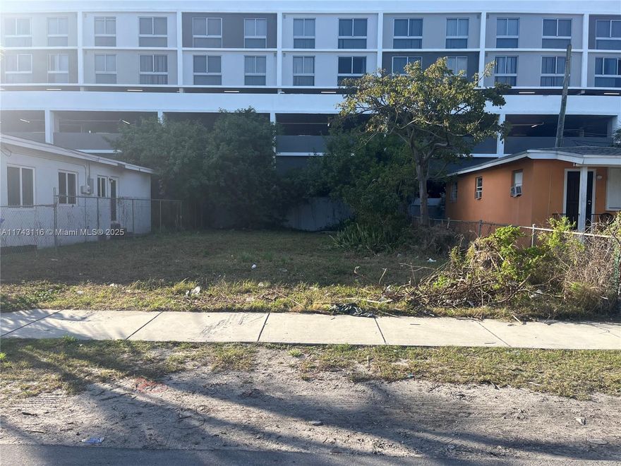 Prime Vacant Land Opportunity in Miami. Discover the perfect canvas for your dream home, investment property, or commercial building, in the heart of Miami! Located on 15th avenue, this vacant lot offers an exceptional opportunity to build in a vibrant, growing area.