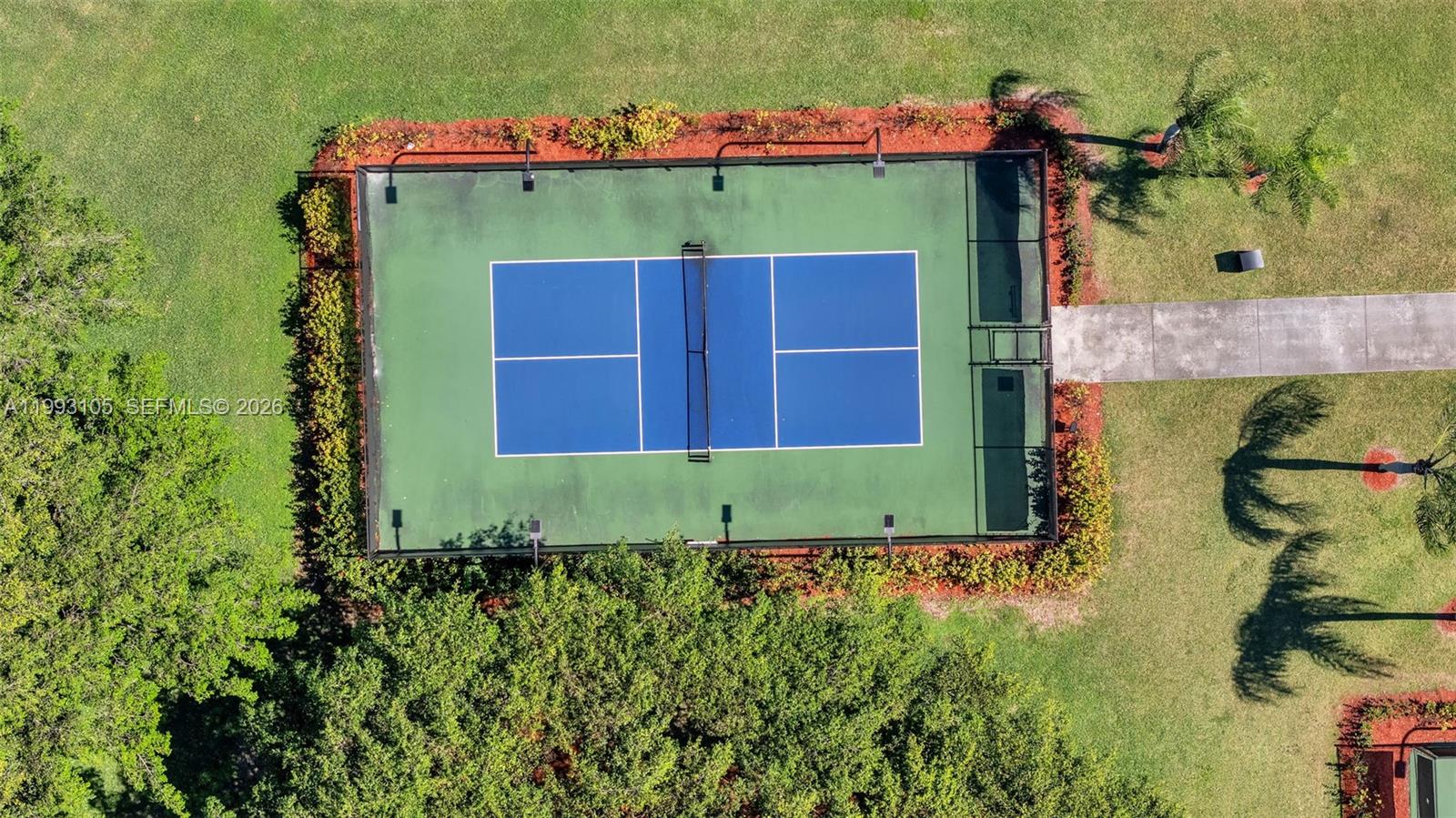 Altamira Castellon Collect - Residential Lease