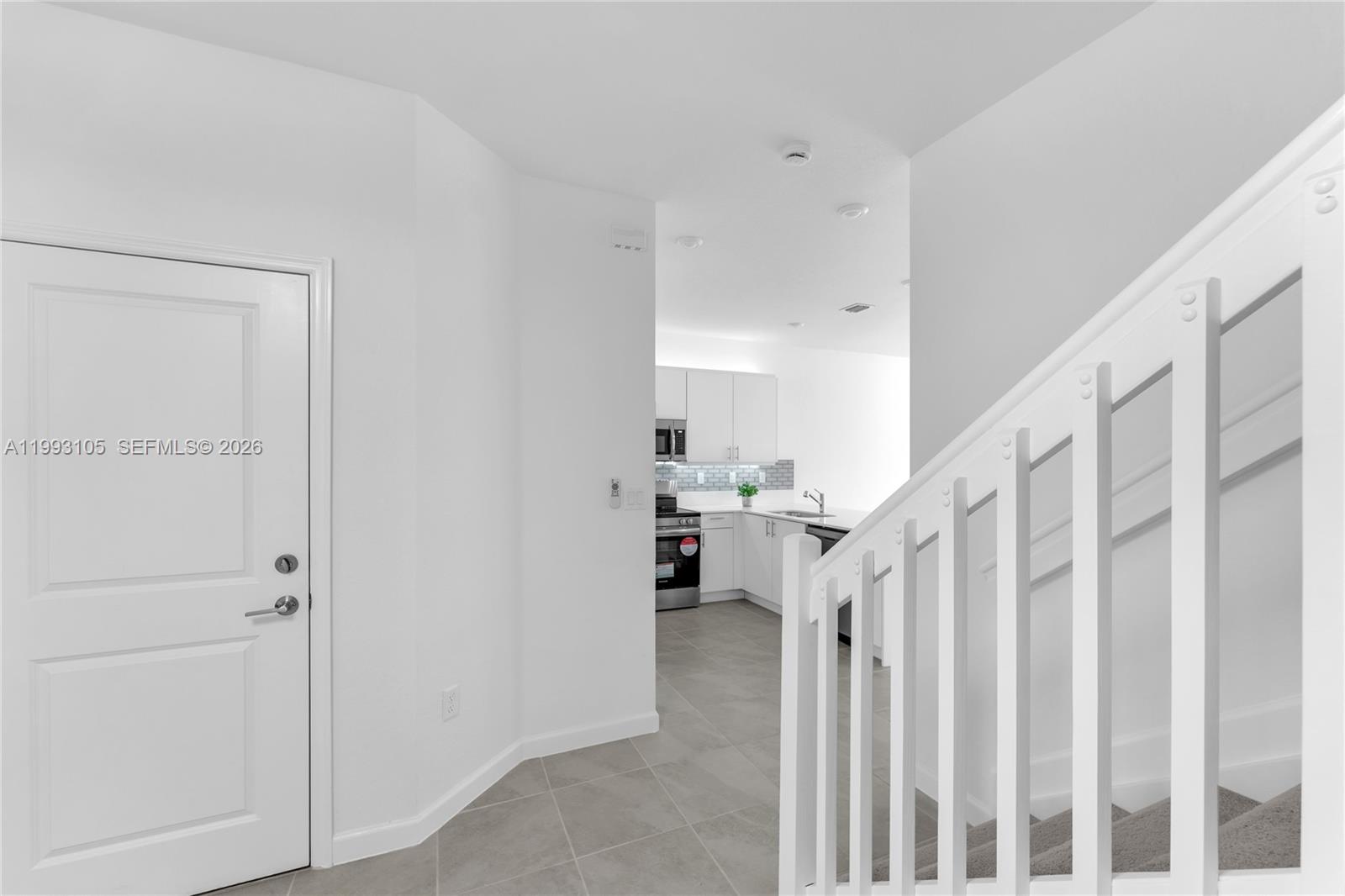 Altamira Castellon Collect - Residential Lease