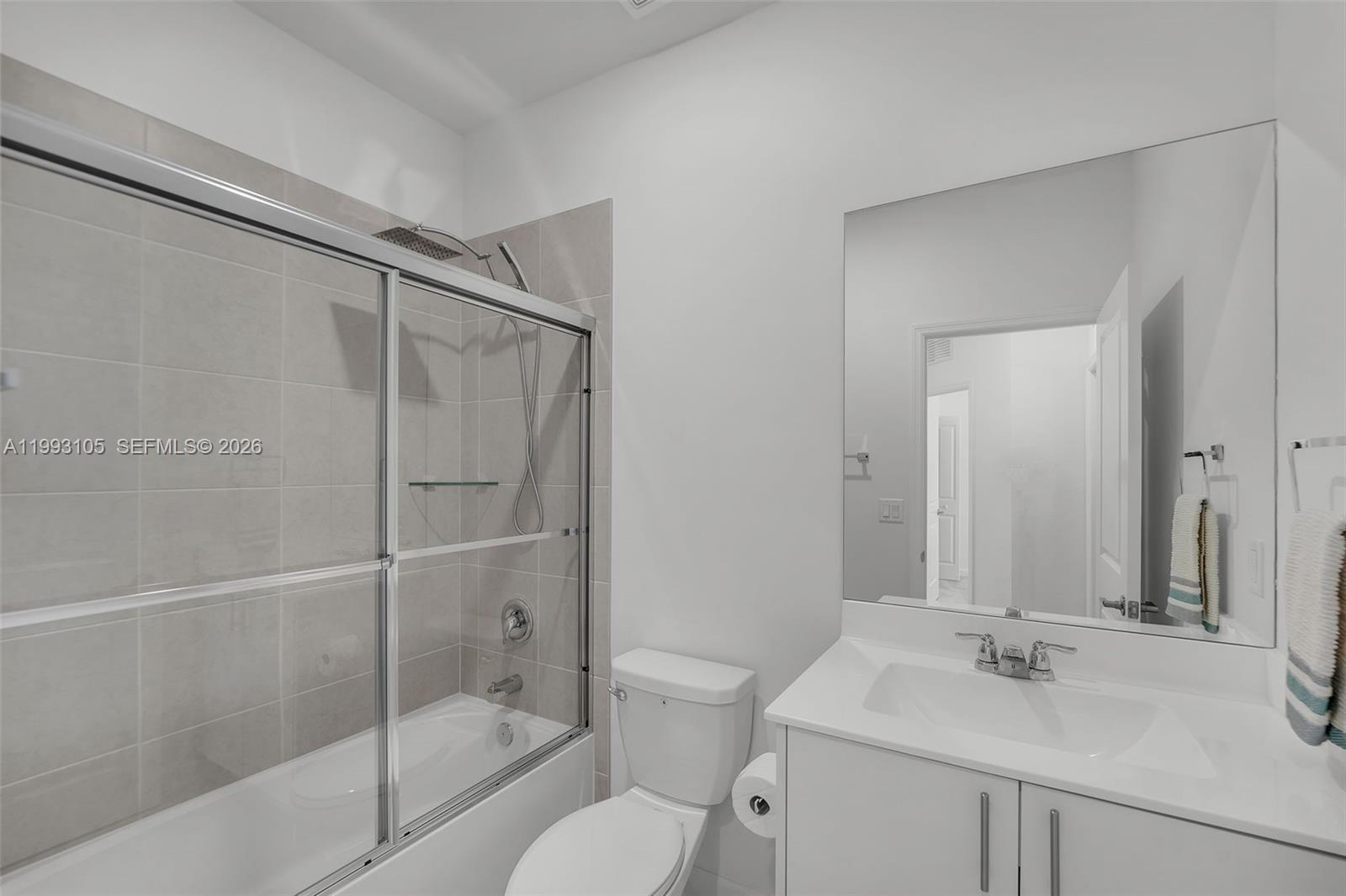 Altamira Castellon Collect - Residential Lease