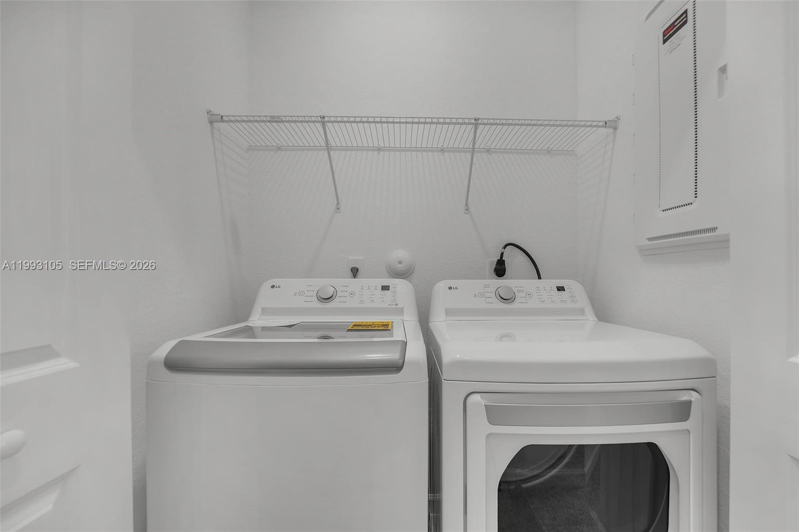 Altamira Castellon Collect - Residential Lease