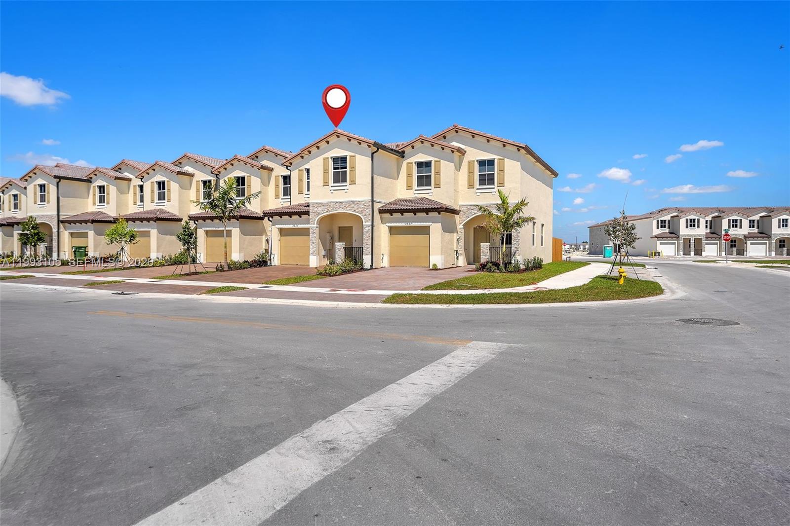 Altamira Castellon Collect - Residential Lease