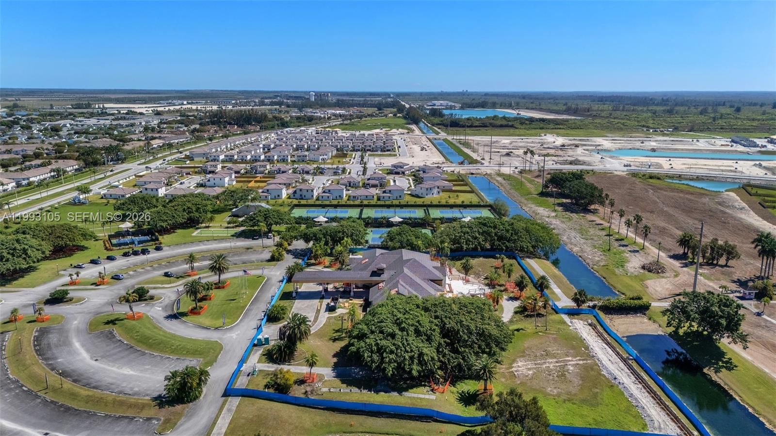 Altamira Castellon Collect - Residential Lease