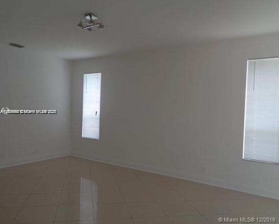 HOLIDAY SPRINGS EAST - Residential Lease