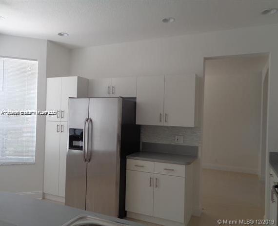 HOLIDAY SPRINGS EAST - Residential Lease