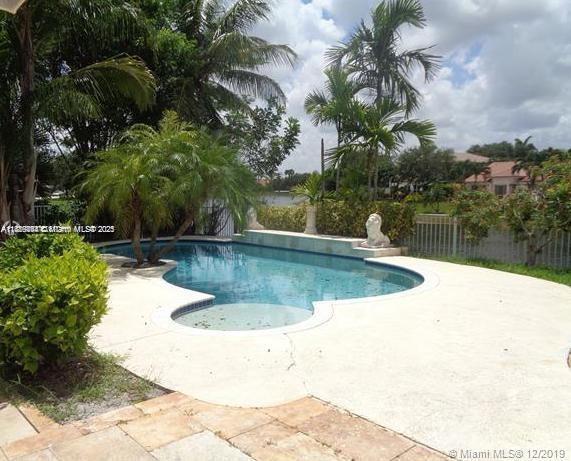 HOLIDAY SPRINGS EAST - Residential Lease