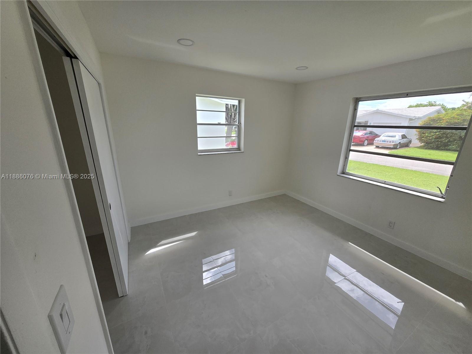 PALM BEACH LEISUREVILLE S - Residential
