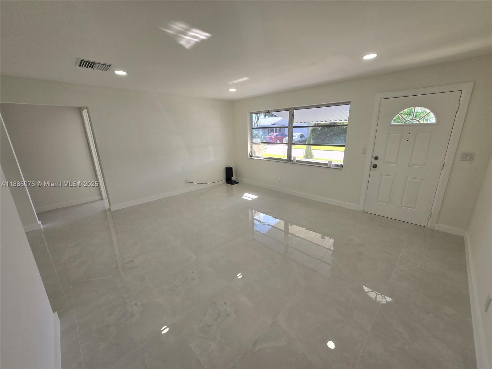 PALM BEACH LEISUREVILLE S - Residential