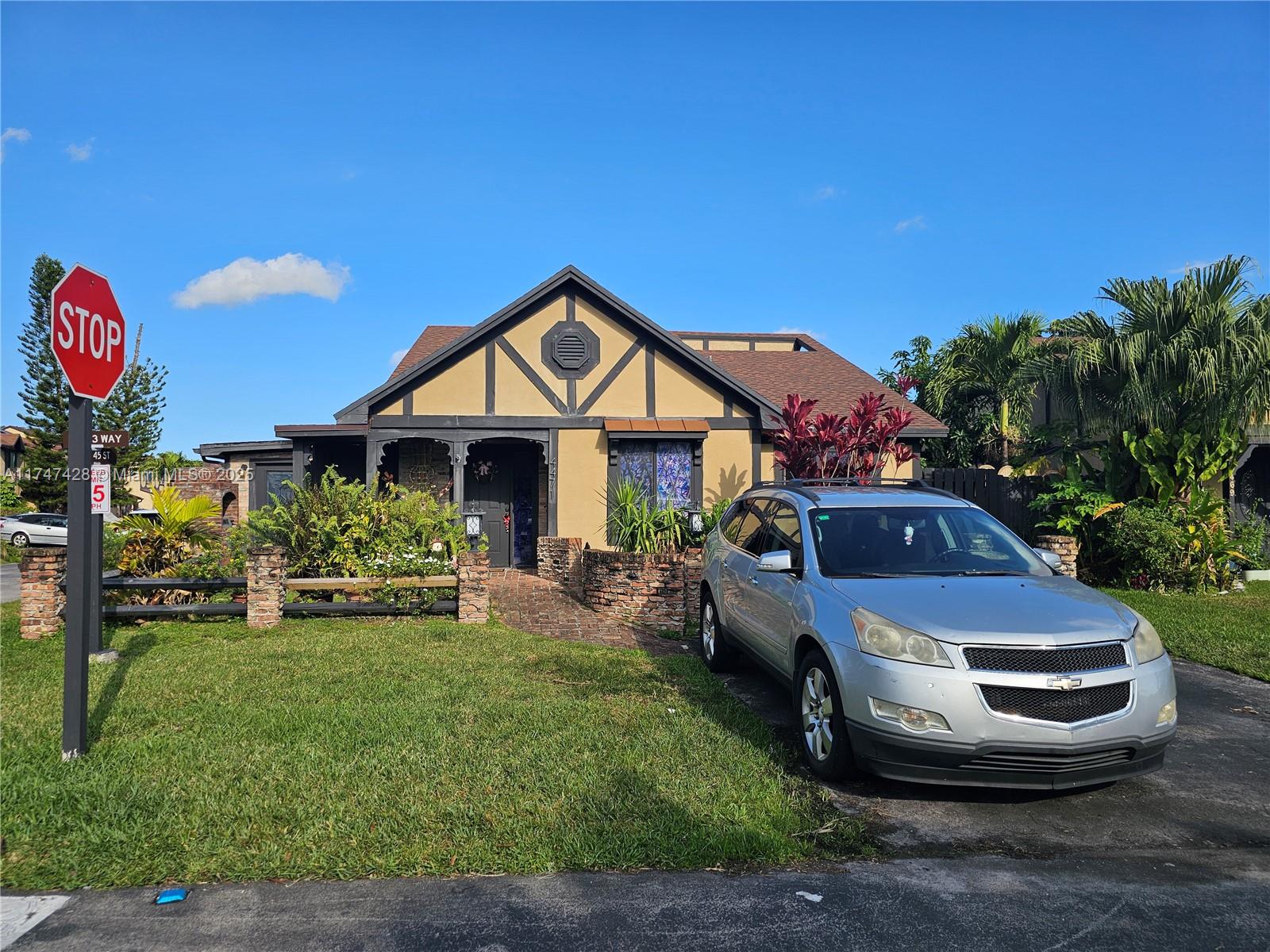 Property for Sale at 4471 Nw 93rd Way, Sunrise, Miami-Dade County, Florida - Bedrooms: 3 
Bathrooms: 2  - $497,000