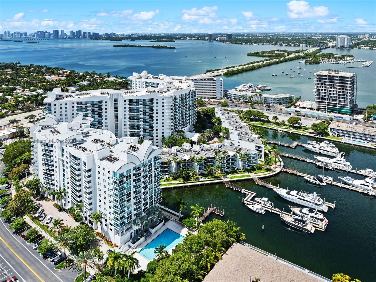 360 CONDO A - Residential