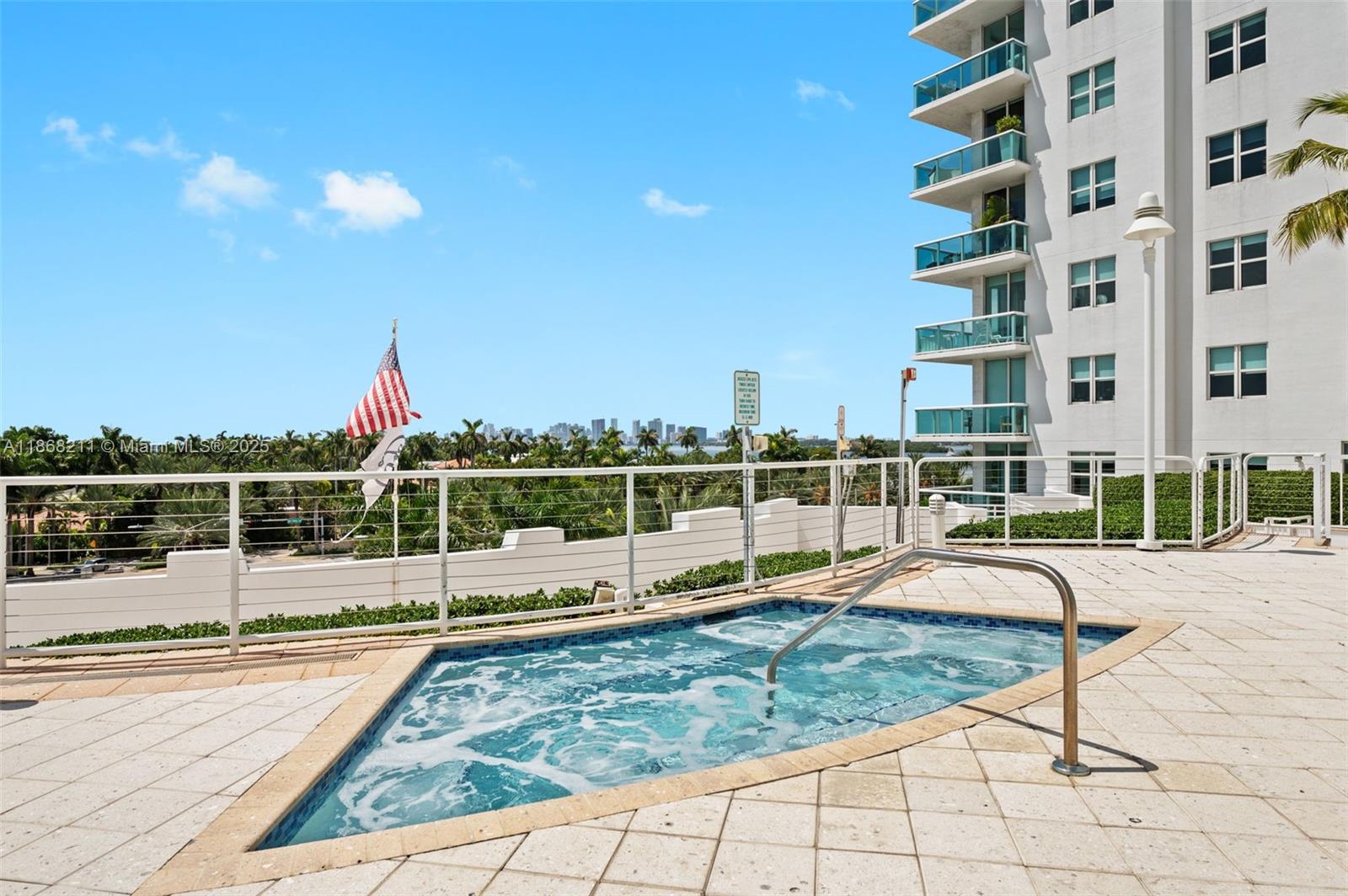 360 CONDO A - Residential