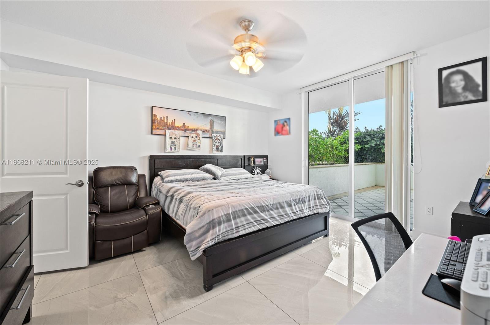 360 CONDO A - Residential