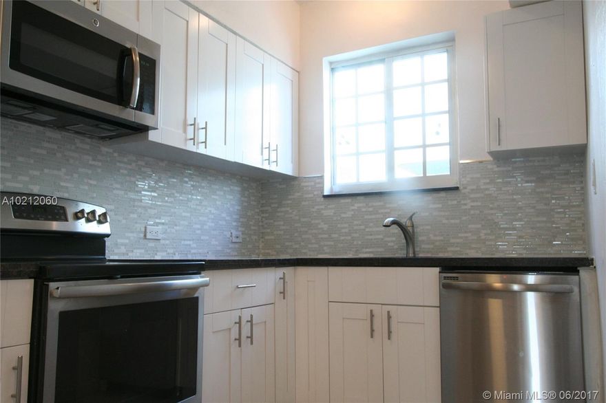 SPARKLING 2 BED, 2 FULL BATH TOP FLOOR UNIT! WONDERFUL OPEN GRANITE AND STAINLESS STEEL KITCHEN, WASHER/DRYER INSIDE THE UNIT, CENTRAL A/C, IMPACT WINDOWS AND HUGE WALK-IN CLOSETS! INCREDIBLE LOCATION, JUST STEPS TO THE BEACH, LINCOLN ROAD, SHOPPING, DINING AND ALL THE NIGHTLIFE YOU DESIRE. WONDERFUL QUIET BUILDING AND EASY IN/EASY OUT ENTRY!