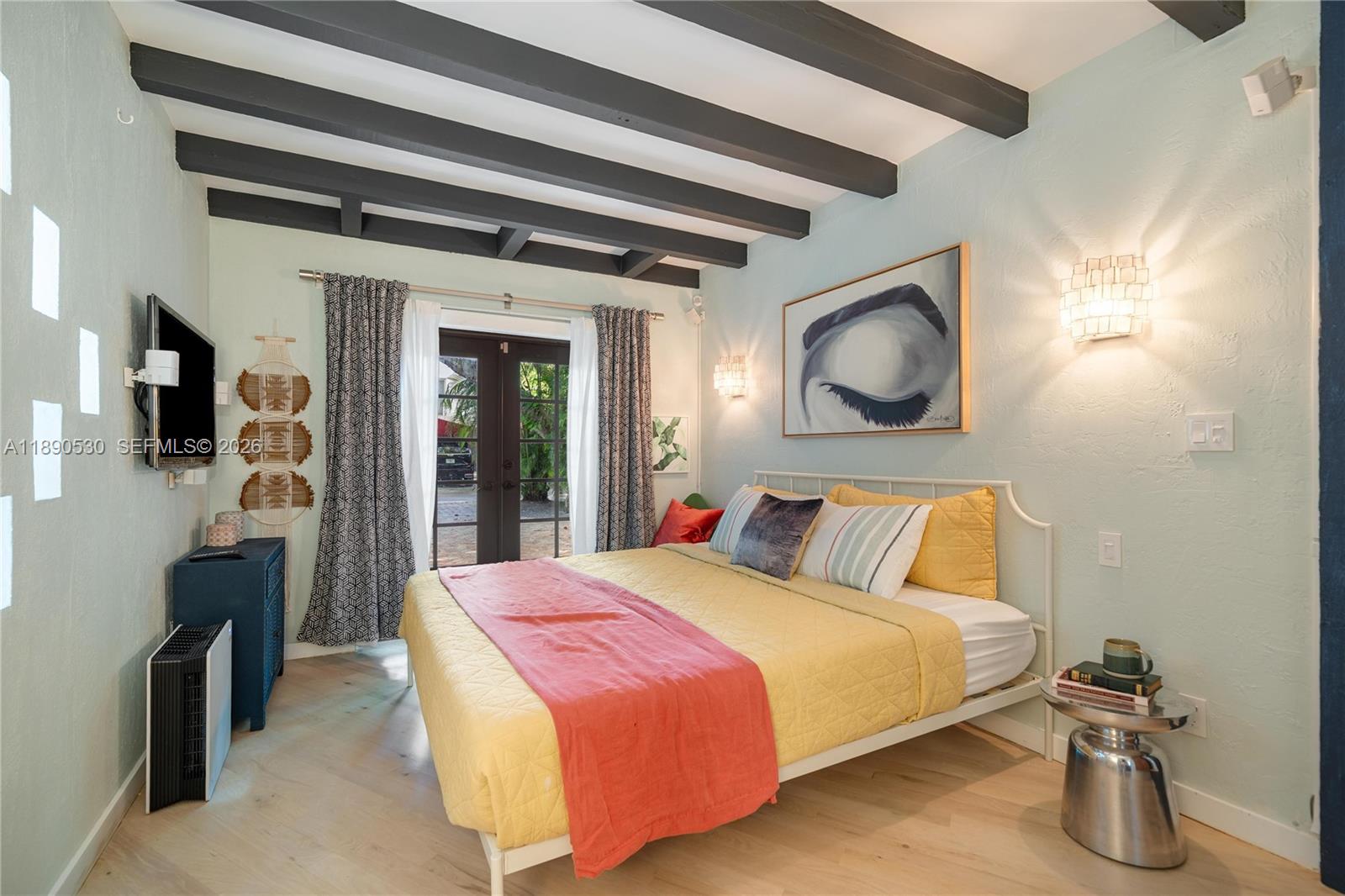 BAY HOMES SUB DB 338-23 - Residential