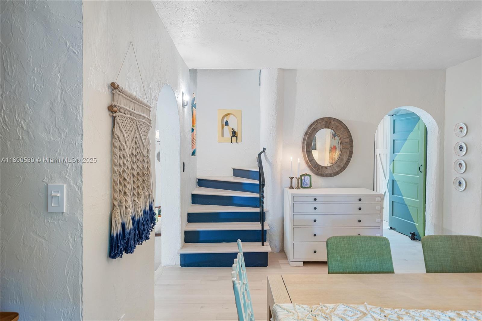 BAY HOMES SUB DB 338-23 - Residential