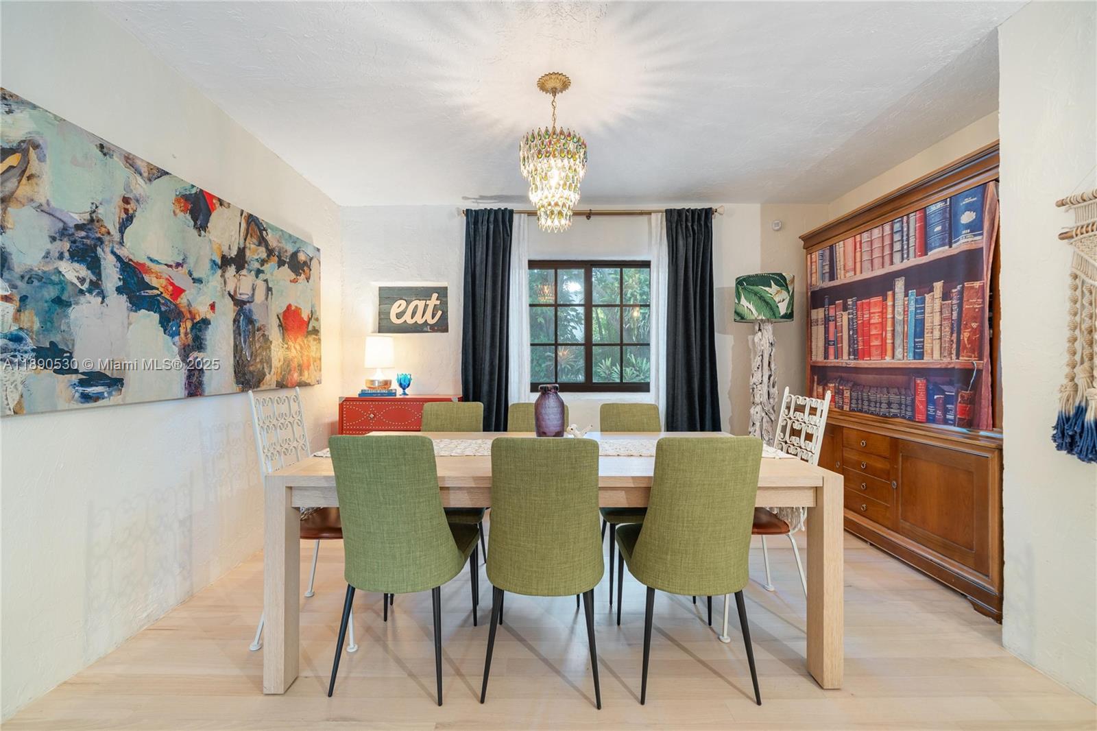 BAY HOMES SUB DB 338-23 - Residential