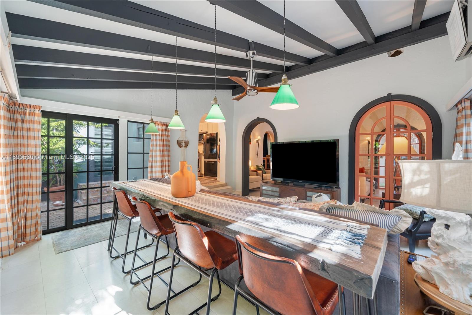 BAY HOMES SUB DB 338-23 - Residential