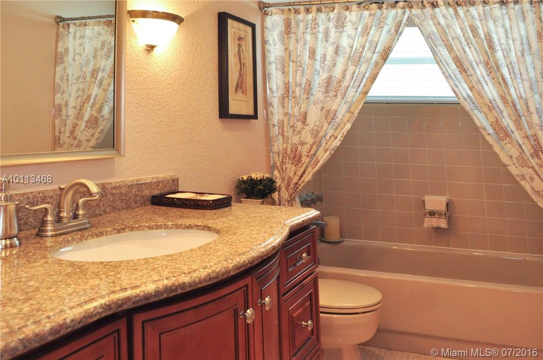 Ramblewood South 78-19 B - Residential