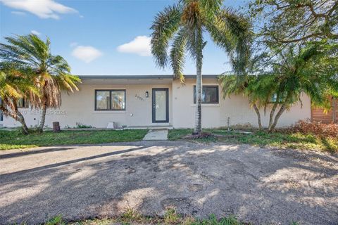 27701 SW 162nd Ct Homestead FL 33031