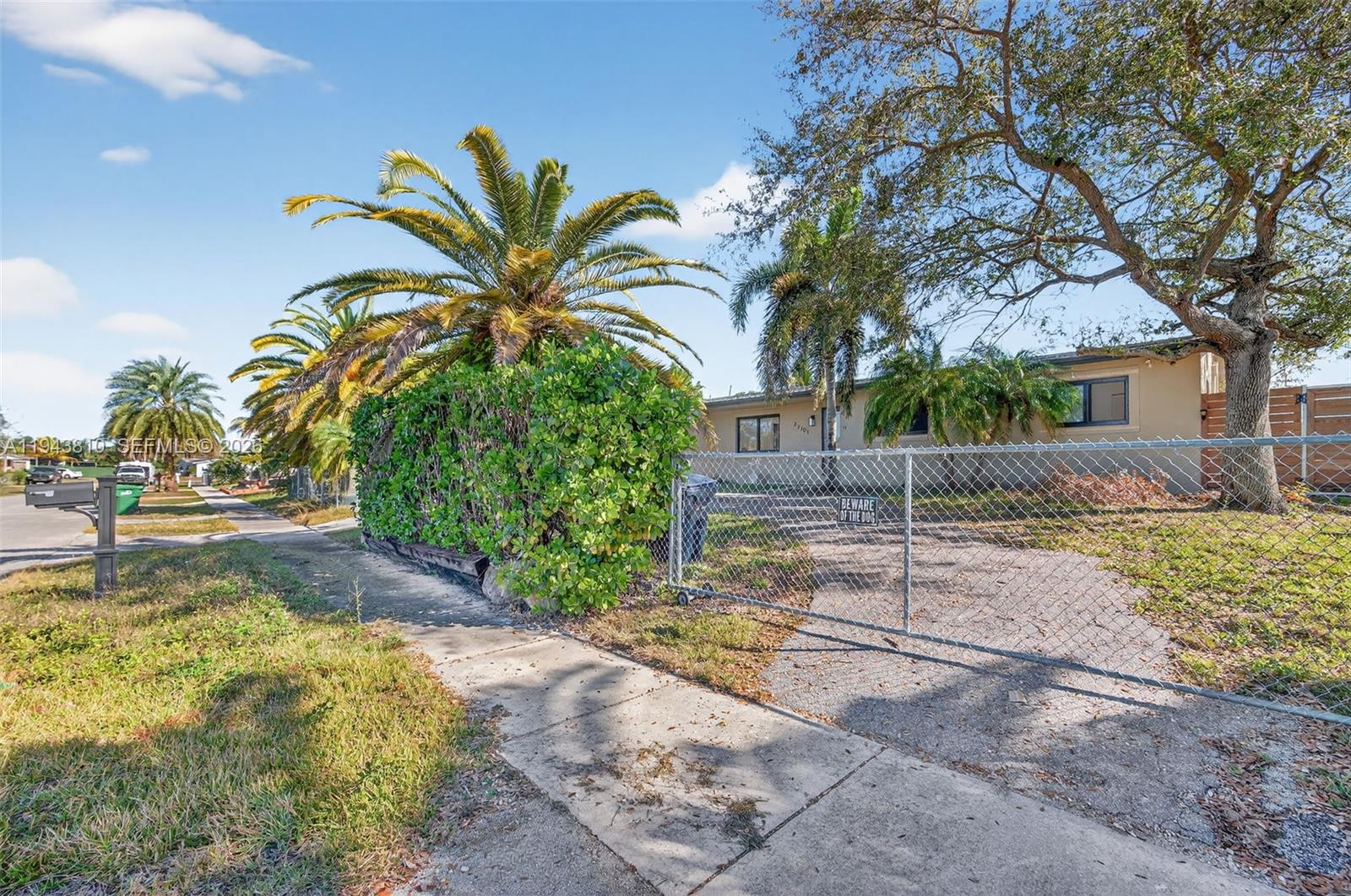 UNIVERSAL ESTATES SOUTH A - Residential