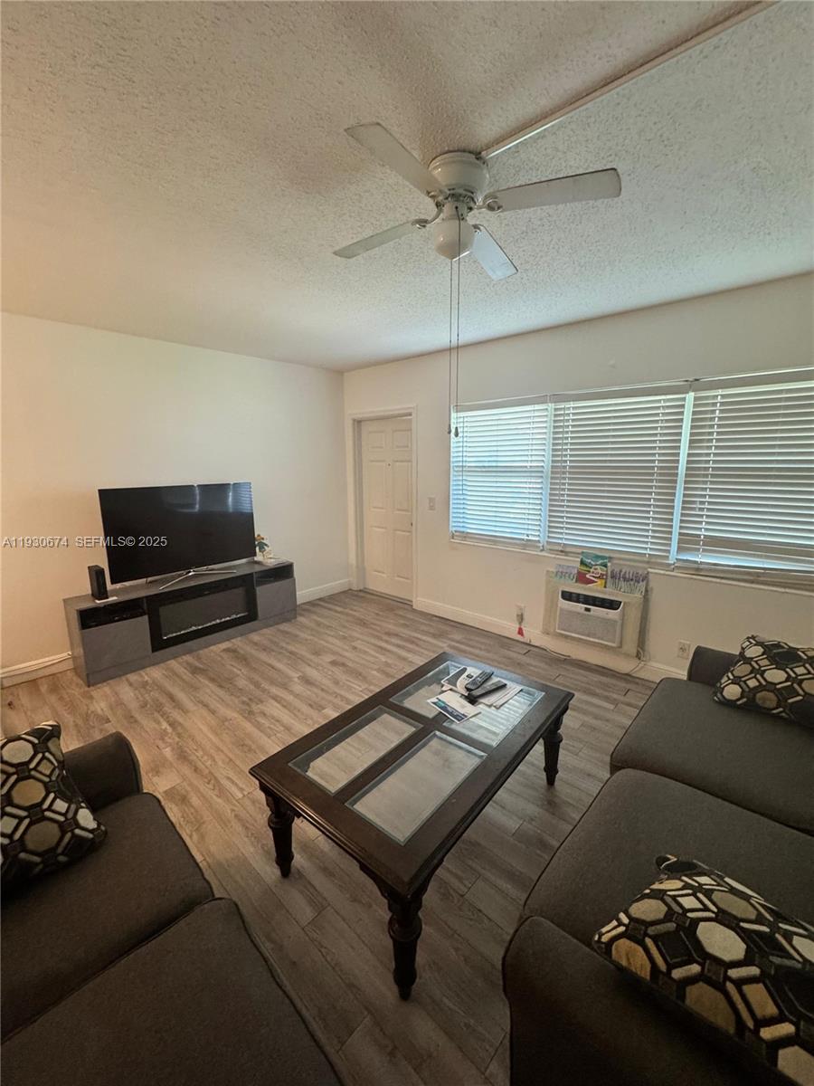 SALISBURY CONDO - Residential