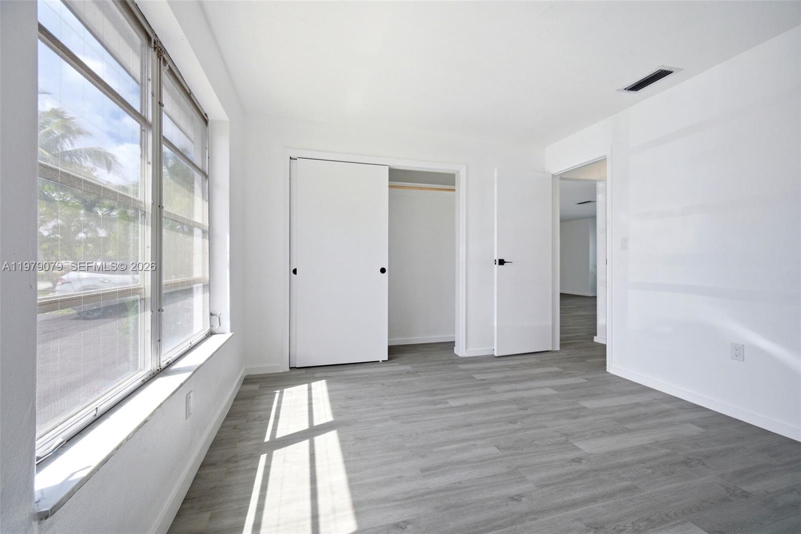 SUNRISE GOLF VILLAGE SEC - Residential