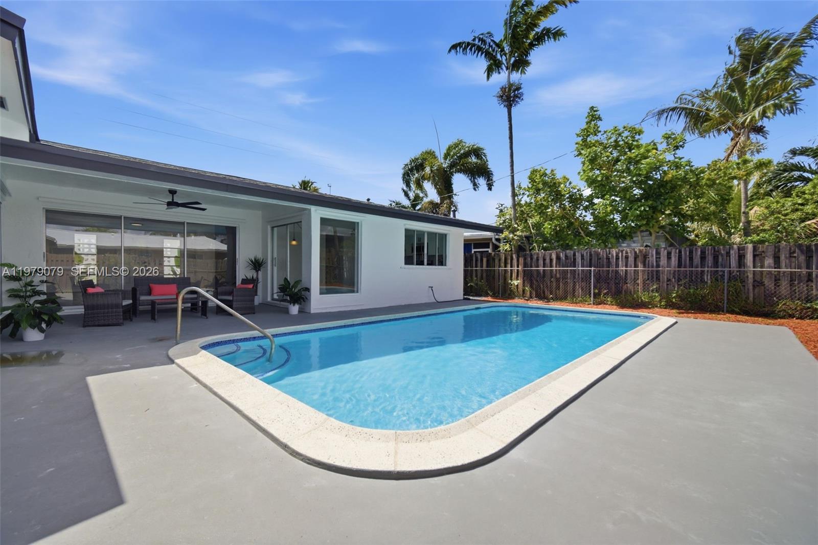 SUNRISE GOLF VILLAGE SEC - Residential