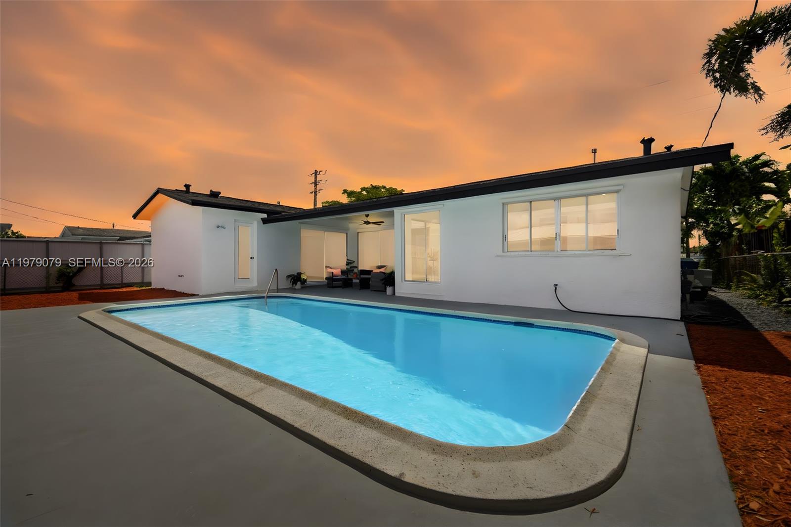 SUNRISE GOLF VILLAGE SEC - Residential