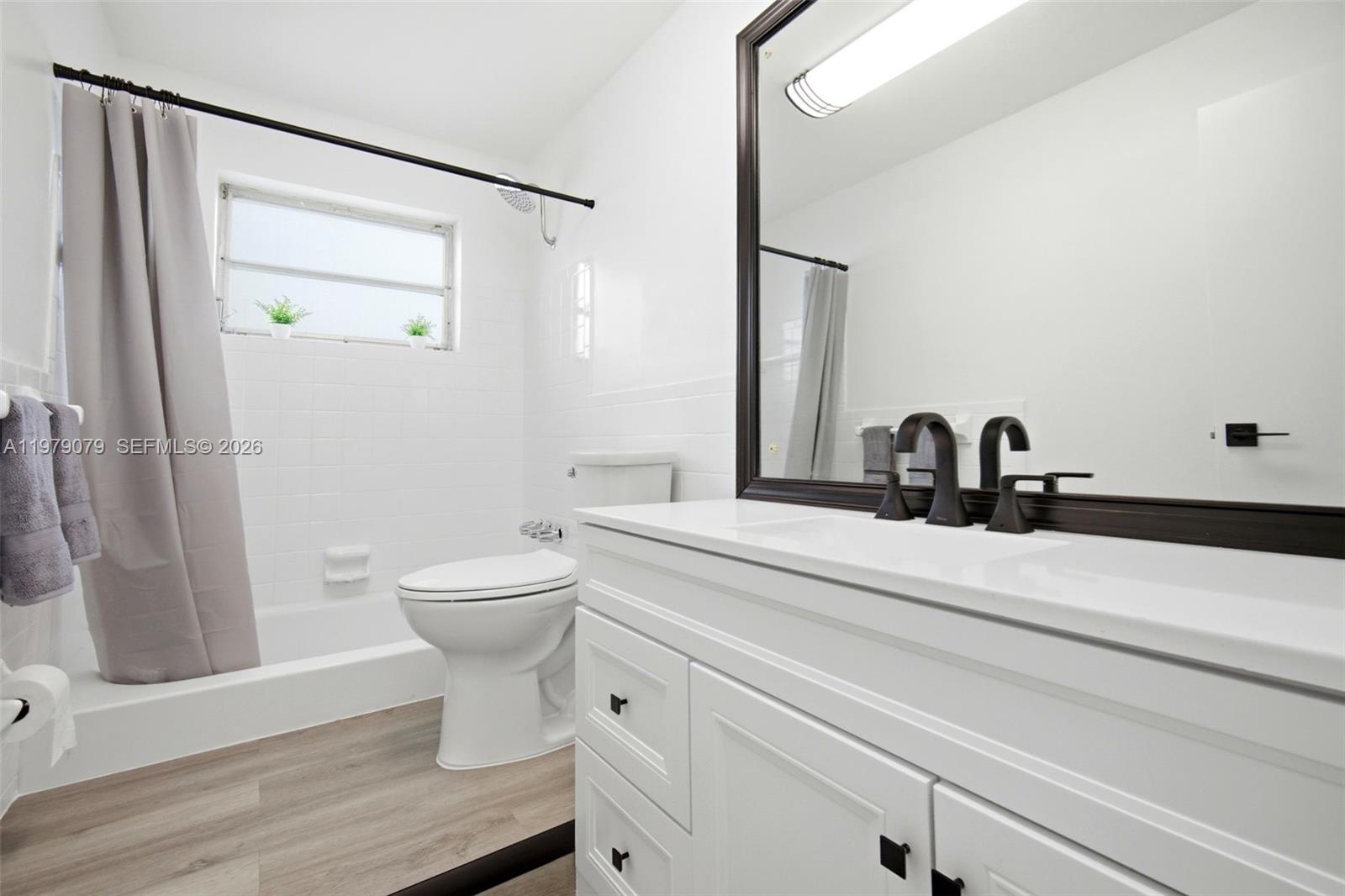 SUNRISE GOLF VILLAGE SEC - Residential