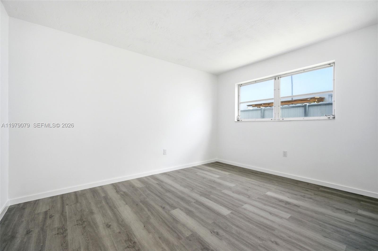 SUNRISE GOLF VILLAGE SEC - Residential