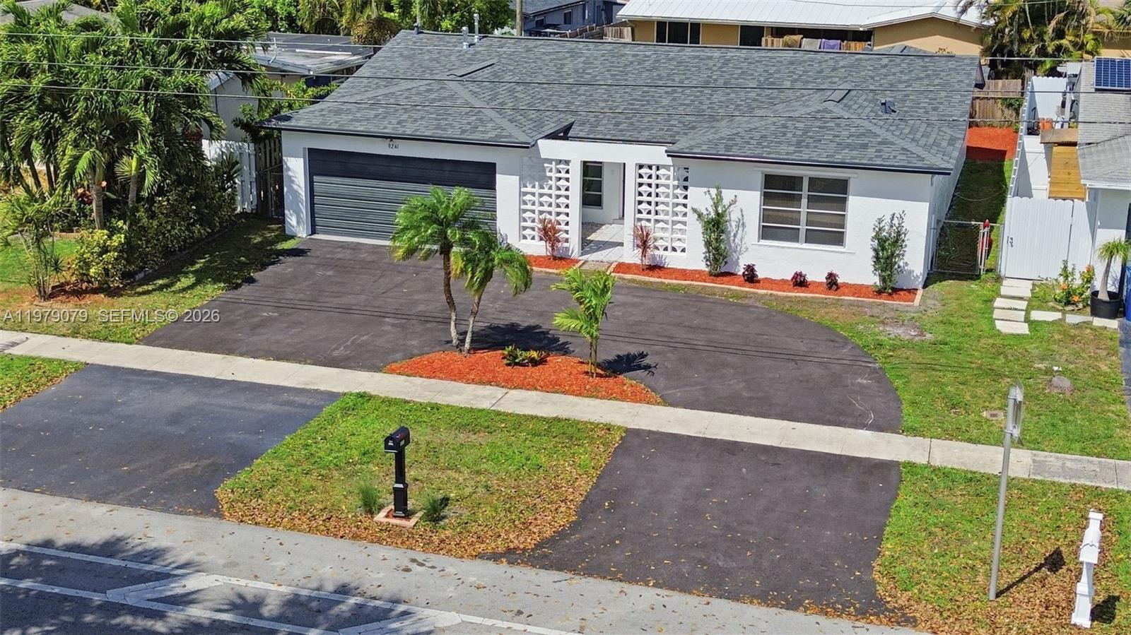 SUNRISE GOLF VILLAGE SEC - Residential