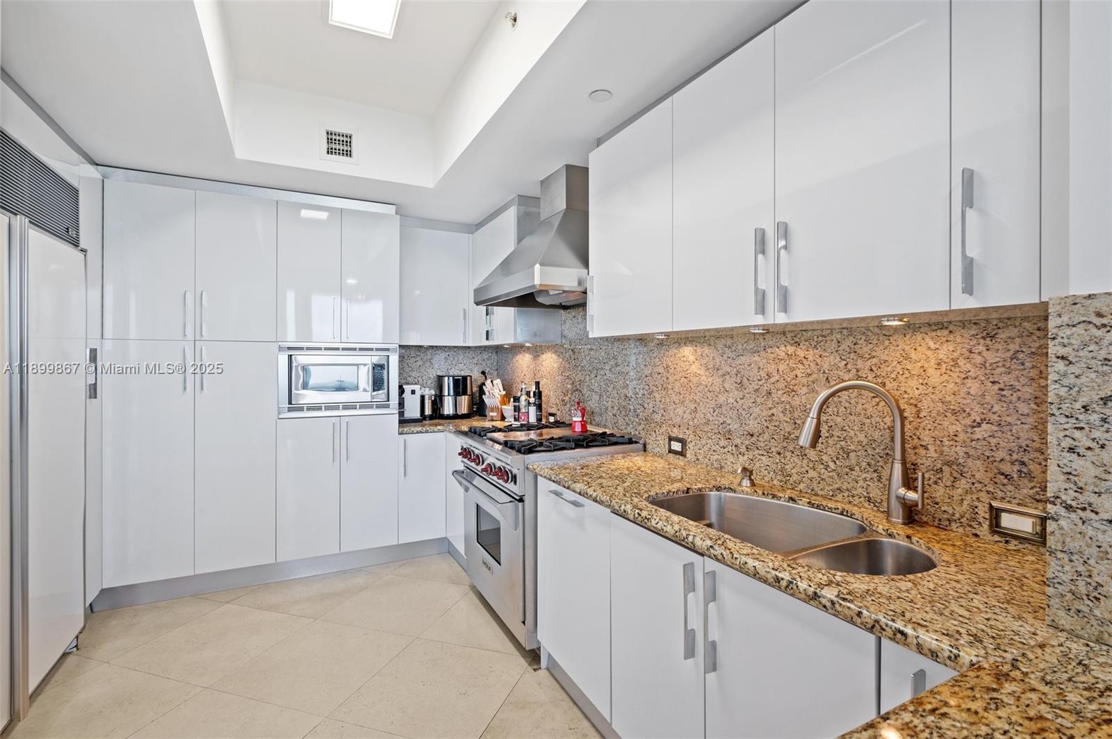 ACQUALINA OCEAN RESIDENCE - Residential Lease