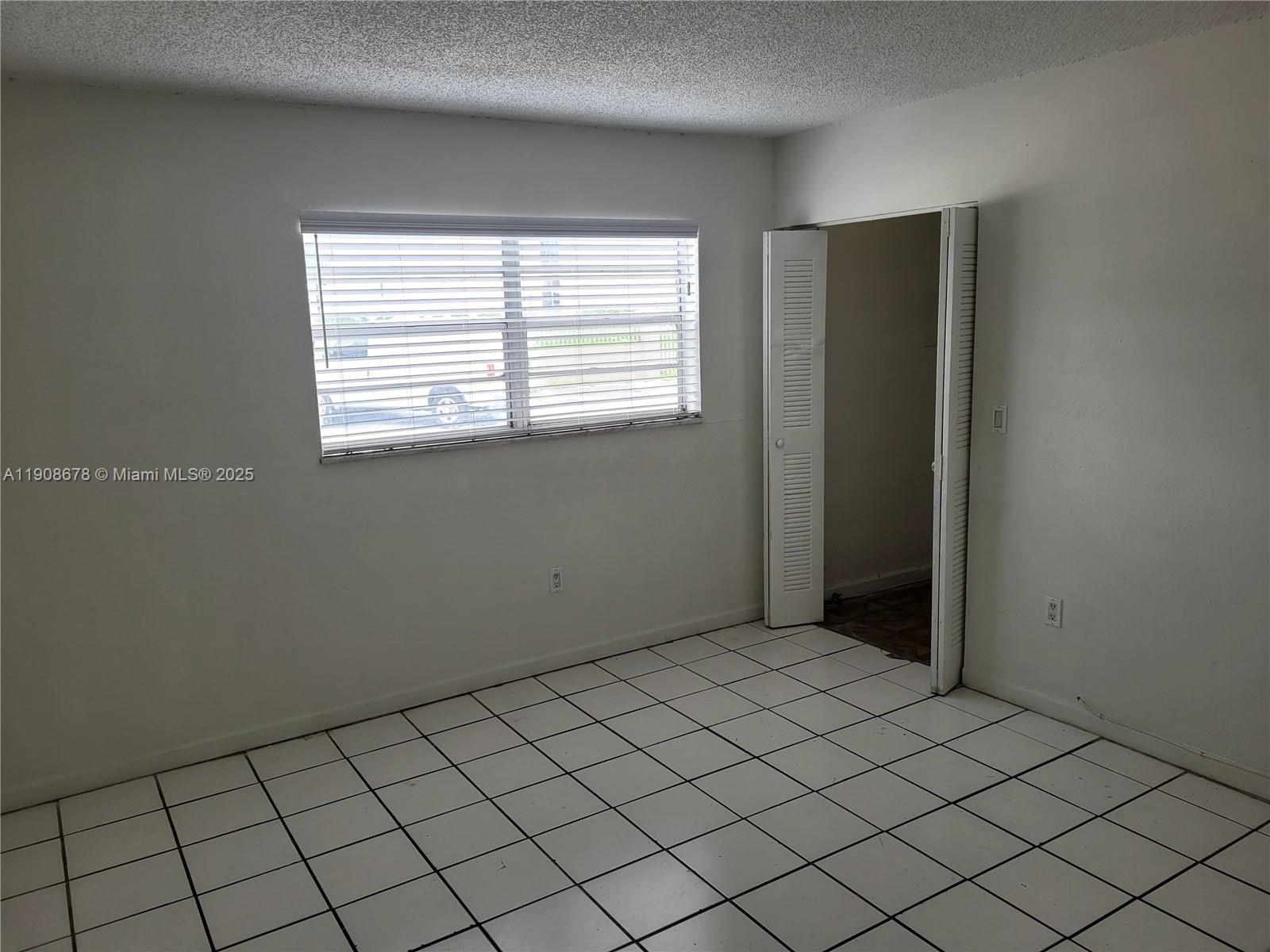 CONDADO REAL CONDO - Residential Lease