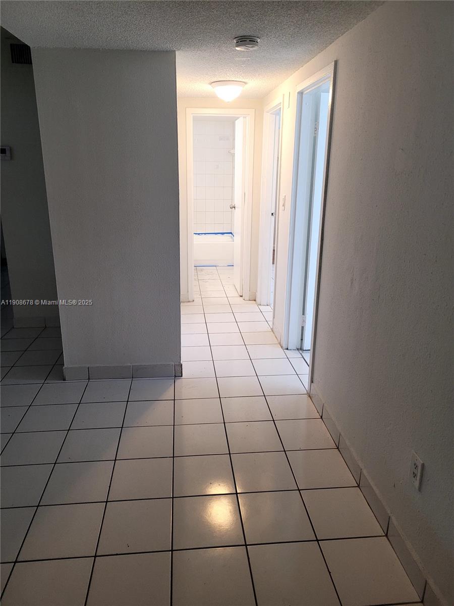 CONDADO REAL CONDO - Residential Lease