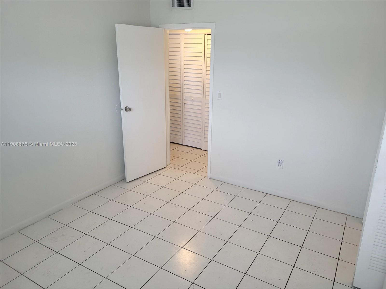 CONDADO REAL CONDO - Residential Lease