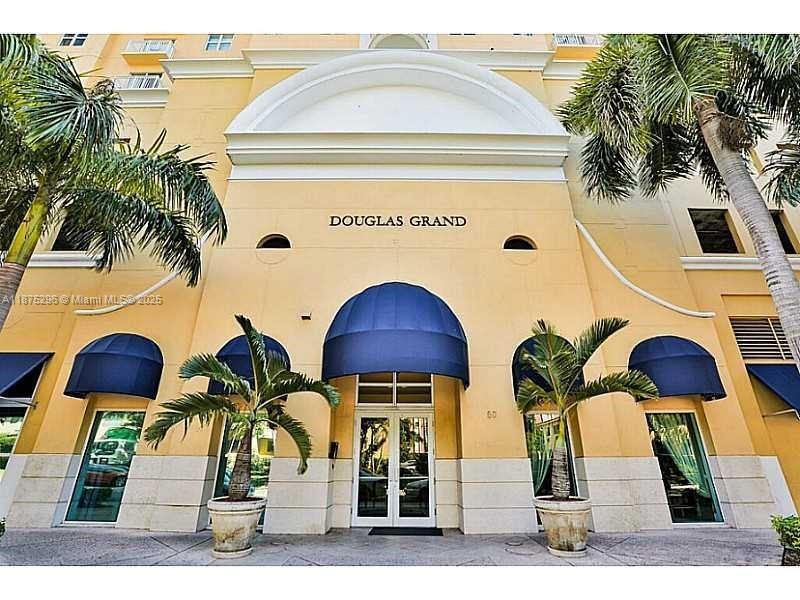 DOUGLAS GRAND CONDO - Residential Lease
