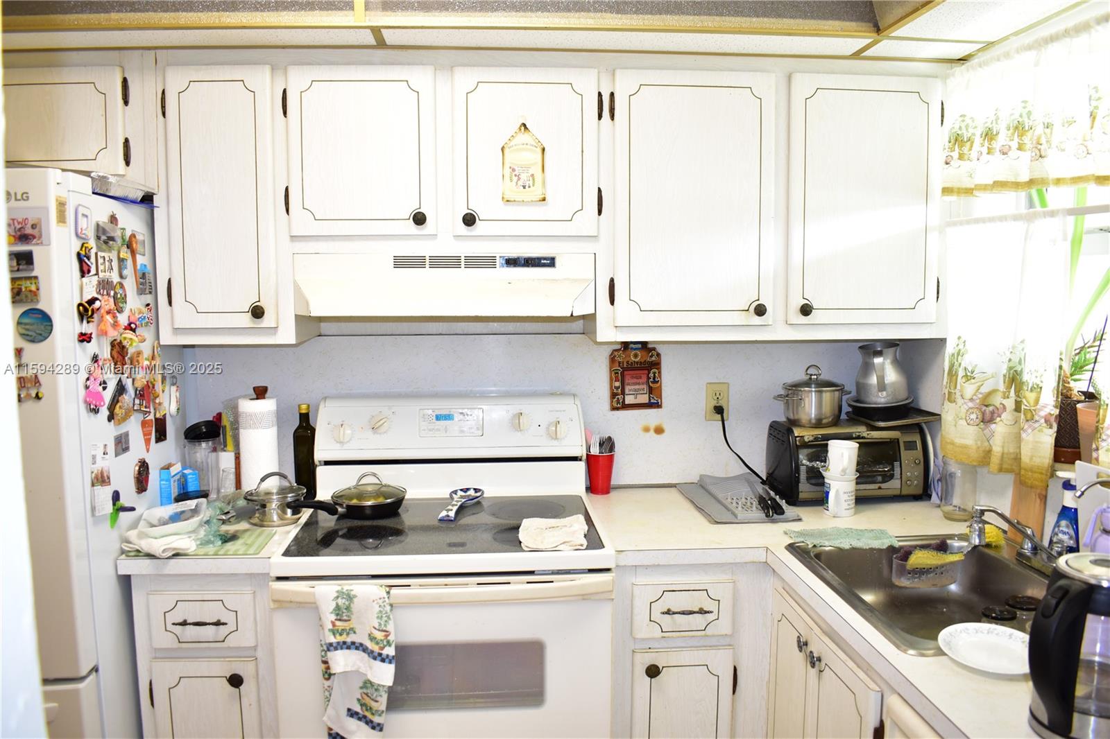 SUNRISE LAKES 20 CONDO - Residential