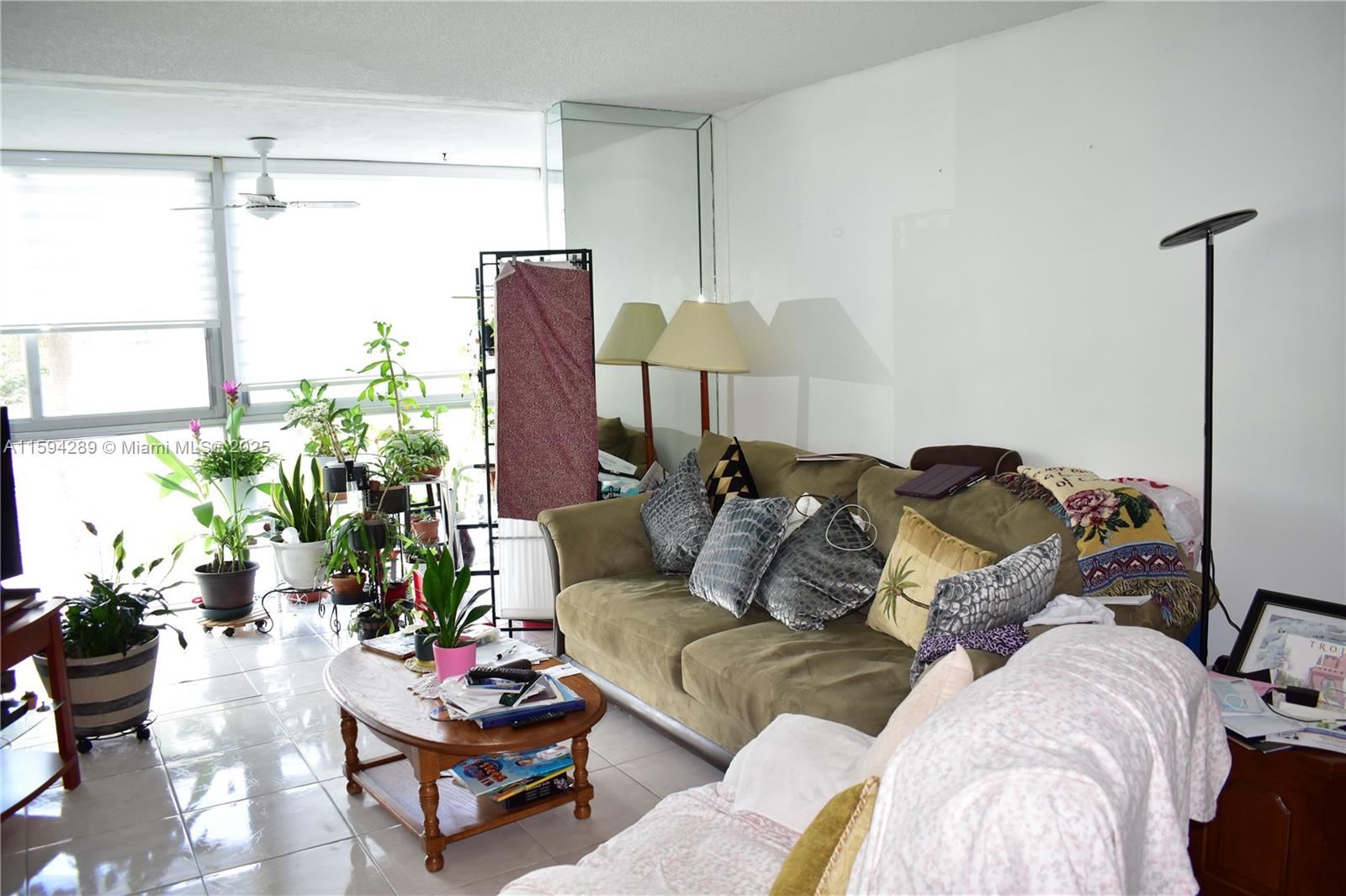 SUNRISE LAKES 20 CONDO - Residential