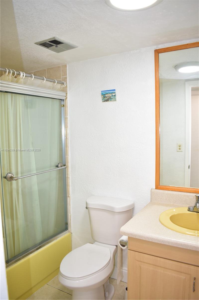 SUNRISE LAKES 20 CONDO - Residential