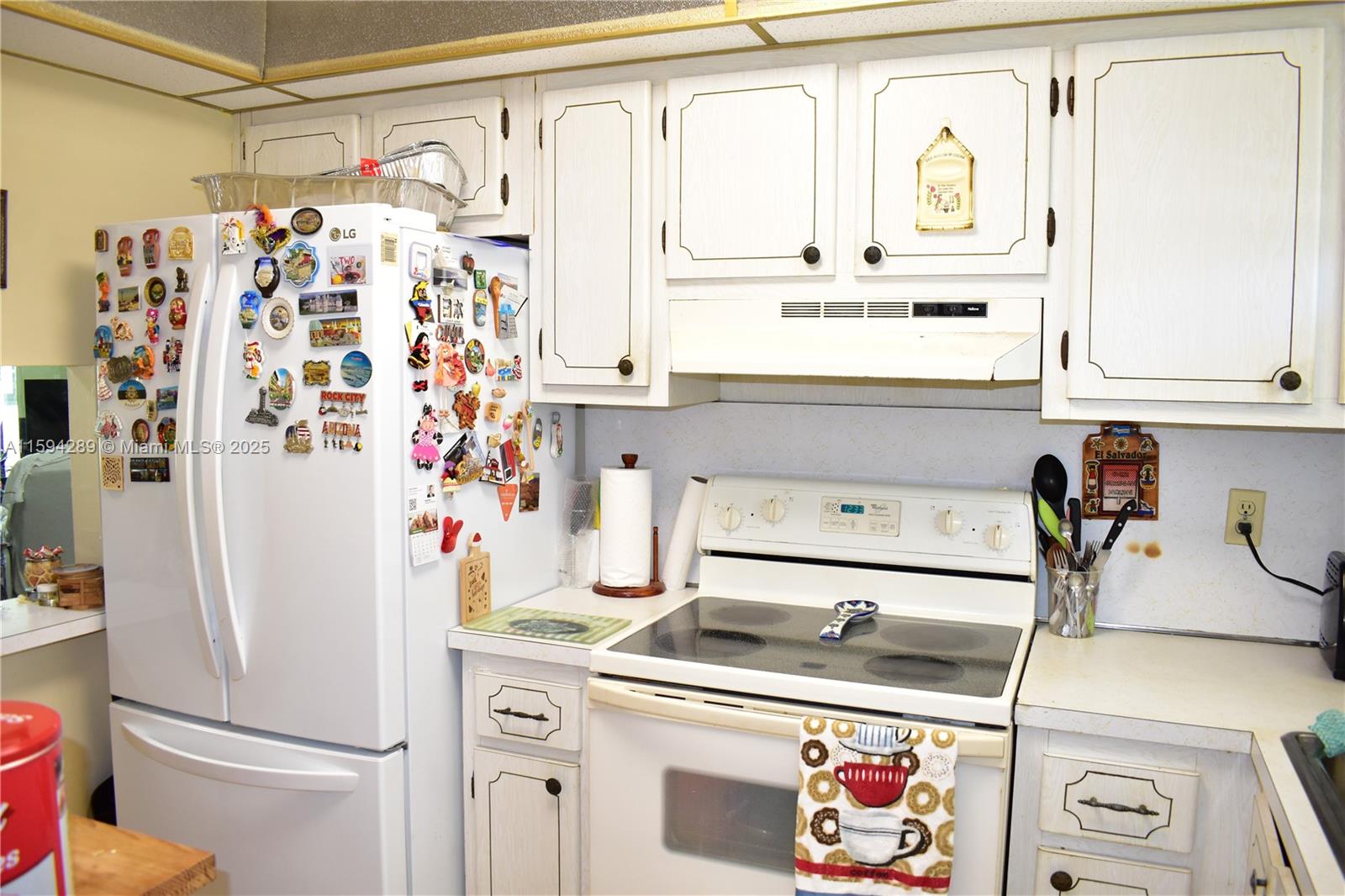 SUNRISE LAKES 20 CONDO - Residential