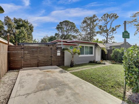 Photo of 1106 NW 7th Ter, Fort Lauderdale, FL 33311 (MLS # A11892458)